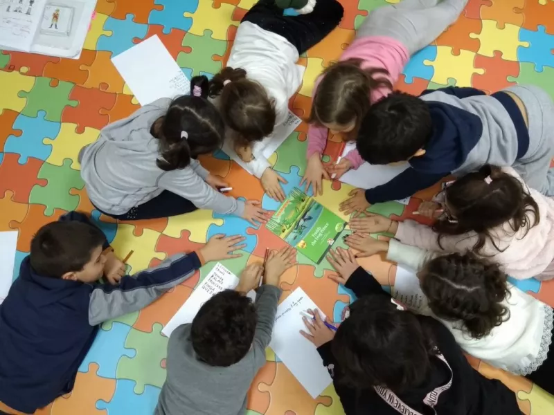 Inspiring teachers: teaching young learners in Italy children